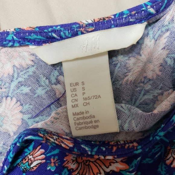 Romper - Picture 2 of 3